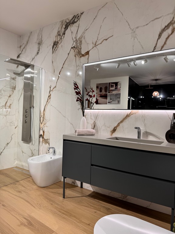 Showroom020