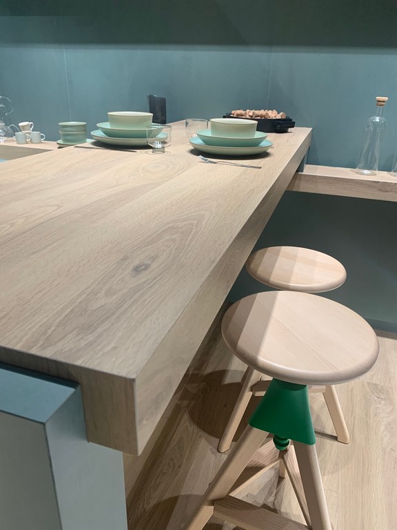 Showroom029