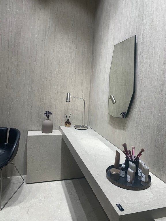 Showroom030